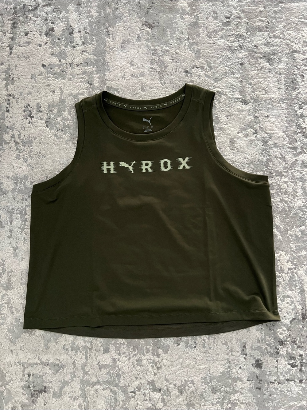 NWOT PUMA HYROX women’s cropped tank in olive green size M